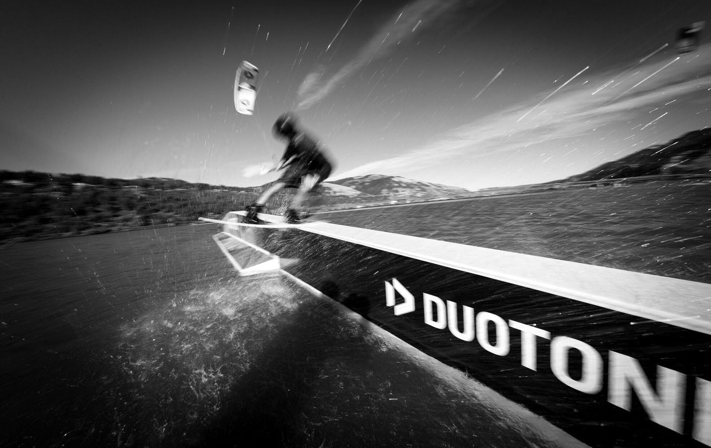 Duotone TS Park SLS 2025-Duotone Kiteboarding-Surf-store.com